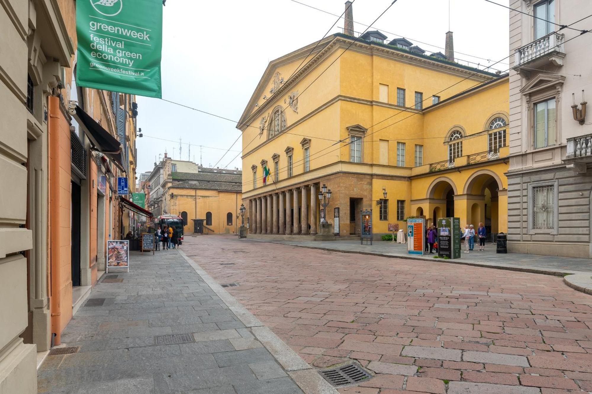 Teatro Regio Exclusive Apartment Parma Buitenkant foto